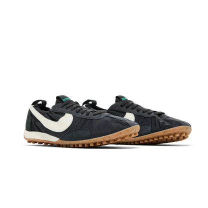 Nike Moon Shoe SP x Jacquemus Off Noir